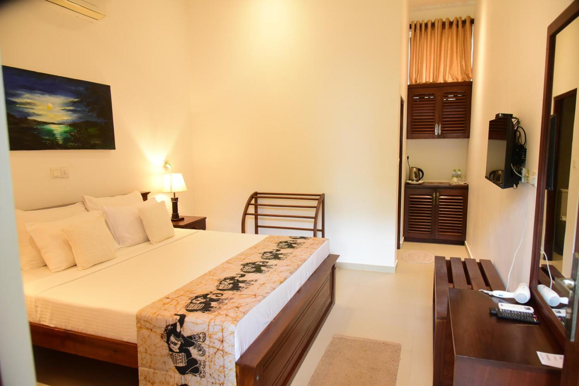 Hotel Tranquil Hikkaduwa Esterno foto
